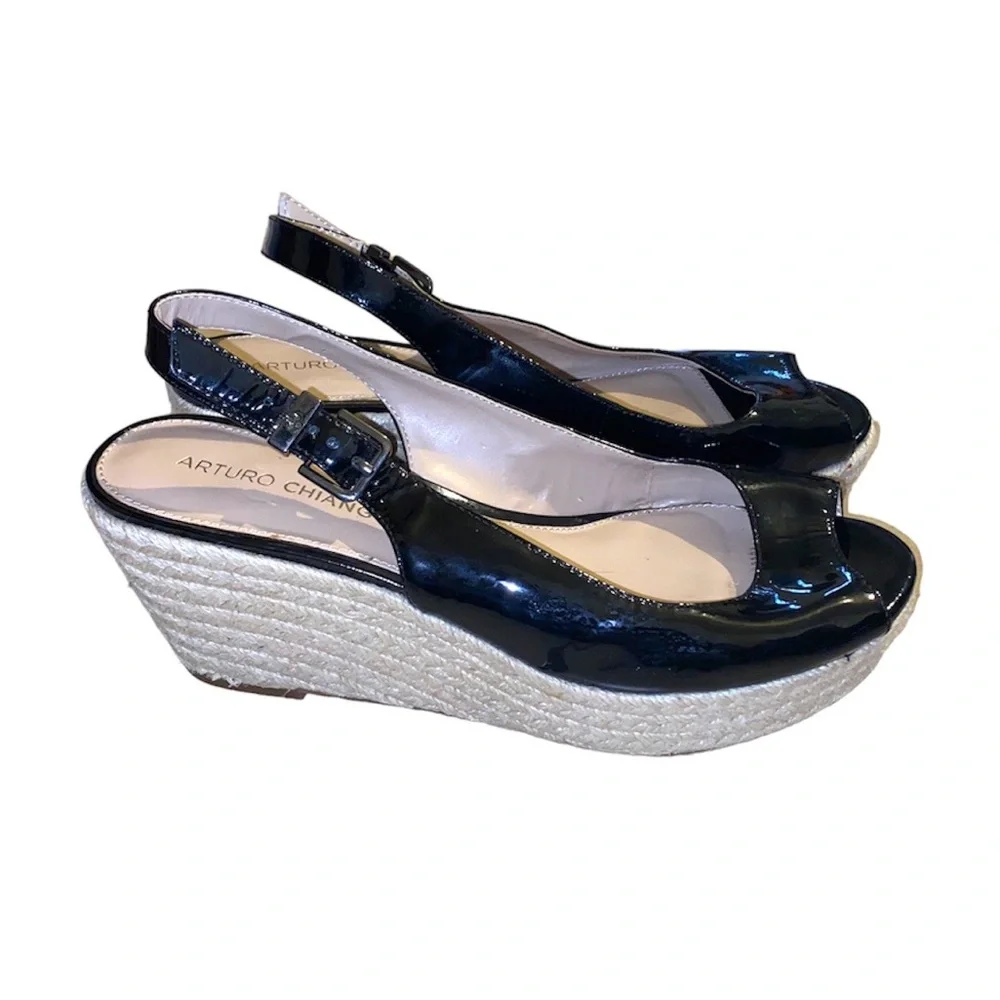 Arturo Chiang Patent Leather Wedge Sandal Size 9.5 - Picture 2 of 6